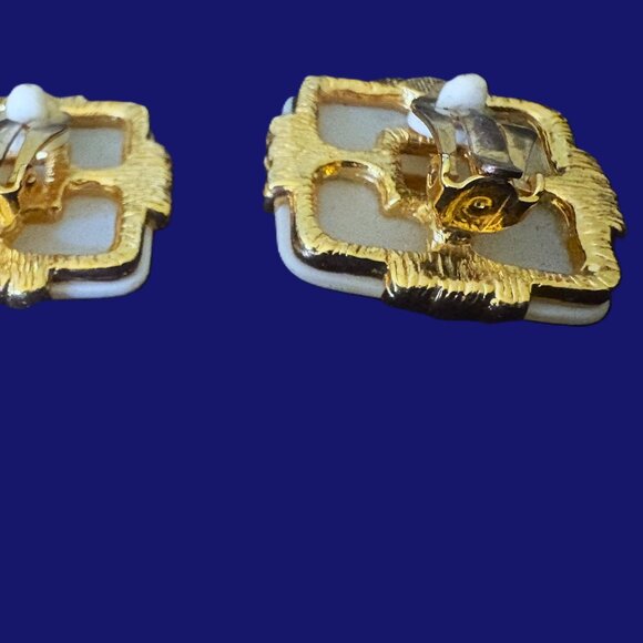 Vintage Antique Gold Rhinestone and Carved Marble Earrings EUC - Picture 9 of 12